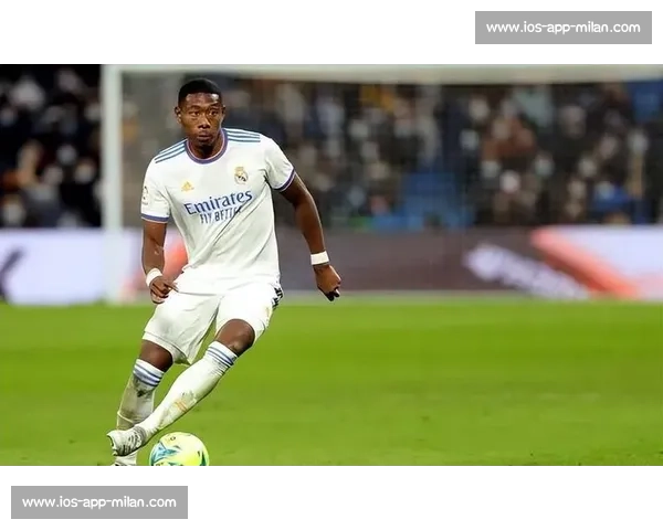 朗尼克曝猛料！阿拉巴重伤前拜仁曾密议签回，休战超 1 年或改写转会史