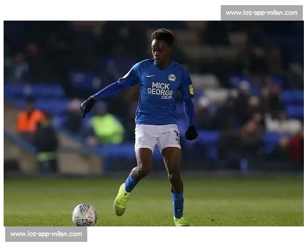 英甲锋霸杰德 - 琼斯自由身投德甲！彼得堡联痛失千万级摇钱树